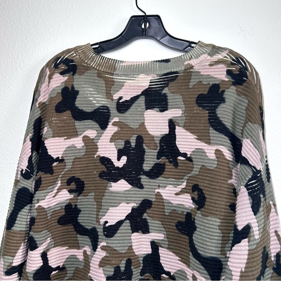 Camo Scoop Neck Ribbed Relaxed Fit Sweater Top - Picture 5 of 5